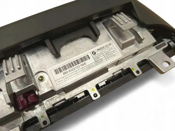 Écran navigation BMW X1 F48 OEM 9322123 - Occasion image 4