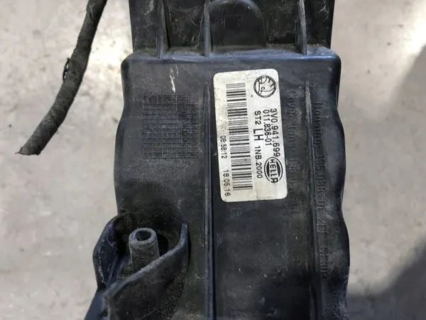 SKODA SUPERB III 3V0 15-19 FAROL ESQUERDO HALÓGENO 3V0941699 image 6