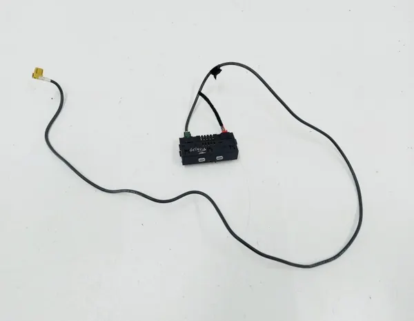 Skoda USB-Anschlusskabel OEM 657035736A - Gebraucht image 2