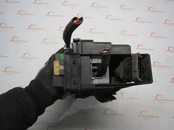 Zekeringkast OEM 95471068 voor Chevrolet Captiva 2.2 VCDI image 6