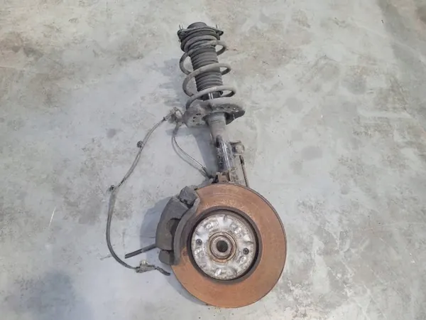 Amortecedor dianteiro direito OEM 546613Z110 Hyundai i40 image 2