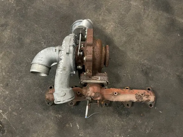 Turbocompresor 070145701N VW Transporter T5 2.5 TDI image 2