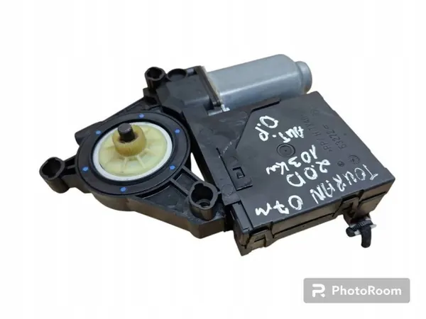 VW Golf VI Rechter voorportier raammotor OEM 1K0959792J image 3