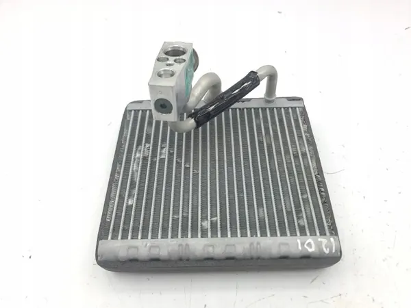 OEM 2Q0816679D Núcleo Aquecedor Seat Ibiza V image 2