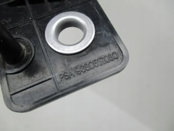 OEM 9680517080 Höger Skjutdörrslås - Begagnad image 4