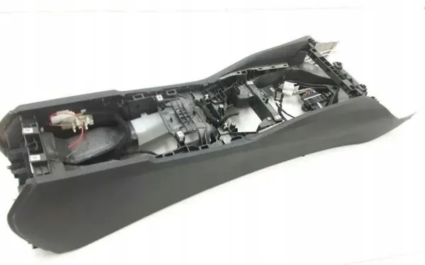 Accoudoir BMW 5 G30 OEM 9362721 - État utilisé image 2