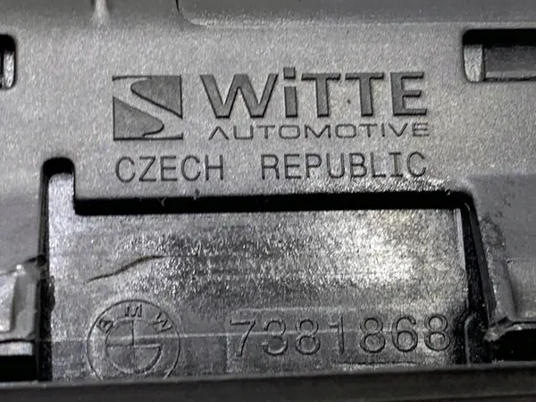 Takaluukun kahva BMW G30 Sedan Schwarz (Jet Black) image 3