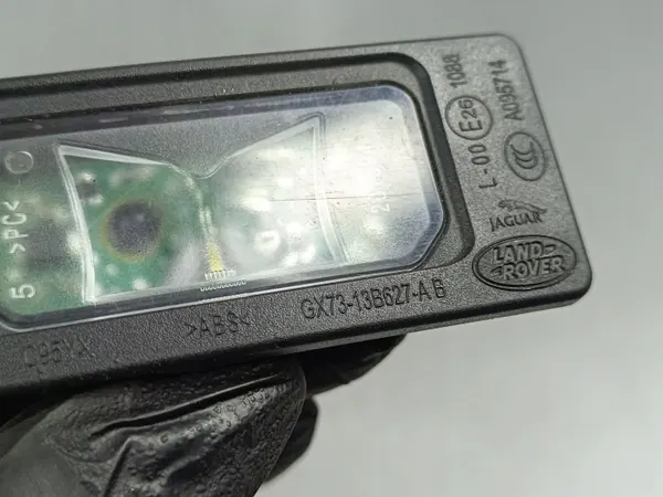 Feu de plaque Jaguar F-Pace OEM FOB40044 image 5