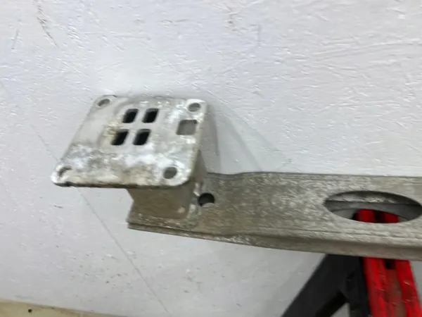 Poutre de pare-chocs arrière OEM 20R pour Vivaro C, Occasion image 6