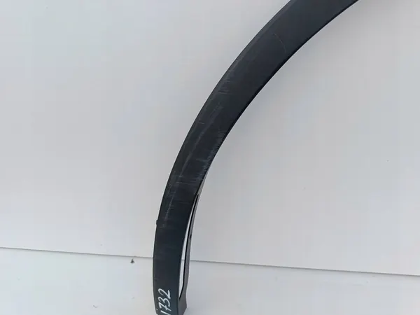 Tesla Model Y Etu Vasemman Lokasuojan Trim 1683863-00-A image 4