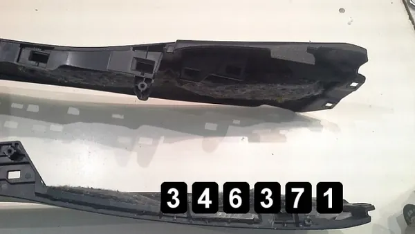 Accoudoir console centrale OEM AM-346371 pour RAV4 2014 image 3