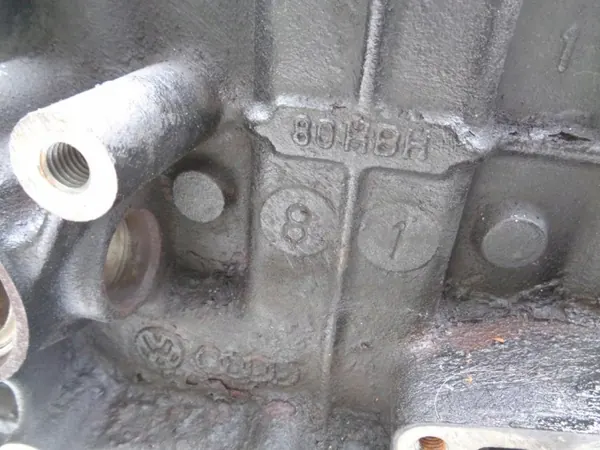 Bloc moteur OEM 038103021C pour Audi VW Golf IV 1.9 TDI image 9
