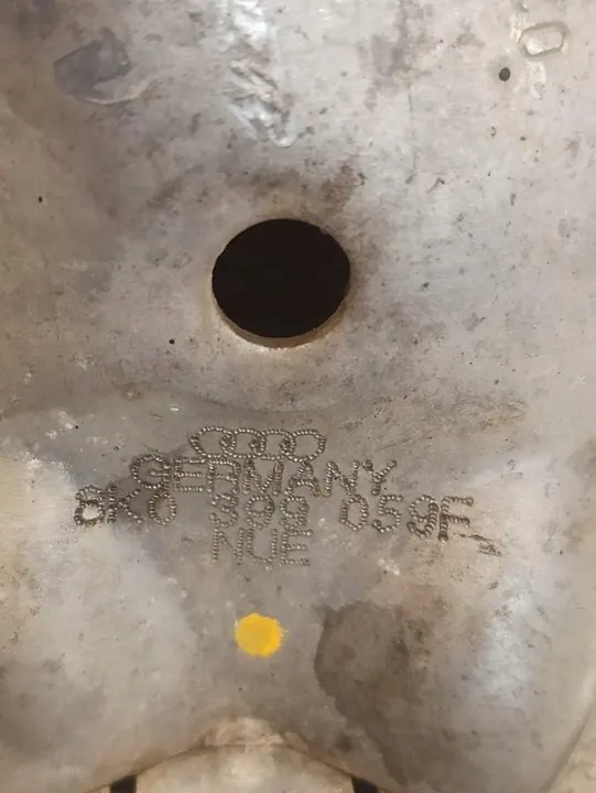 AUDI A4 B8 Soporte de Motor Izquierdo 3.0 8R0199381S image 3