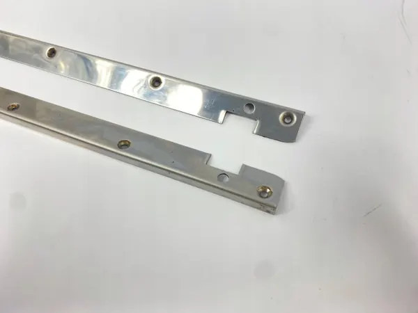 Mercedes W124 Zonnedak Chrome Gleiders OEM SDV08753 image 3
