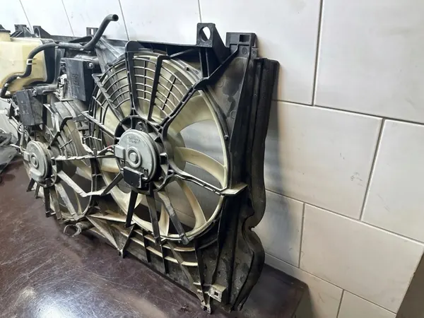 Elektrisk kylfläkt Lexus RX 450H 2018 OEM 8925726020 image 3