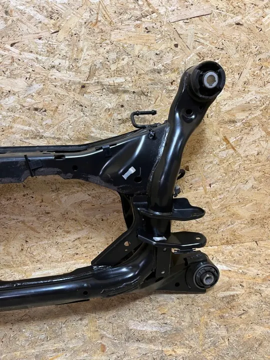 OEM J8A2-5K091-AF Bakaxelbalk Range Rover Velar image 5