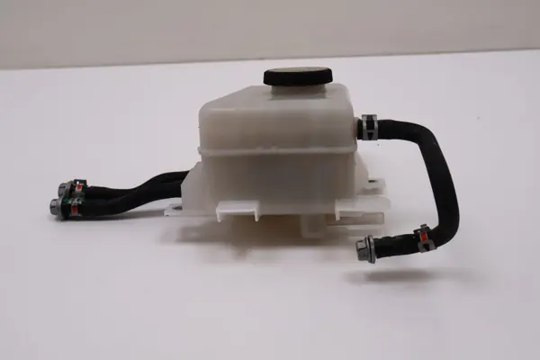 Depósito de líquido de travão Lexus RX IV 450h OEM 1206090991 image 3