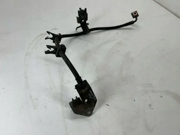 Flexible de frein avant gauche OEM 68252492AB Dodge Challenger image 6