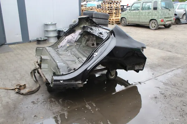 Mercedes C W205 Kwartierpaneel OEM 5775368 Achter Links/Rechts image 2