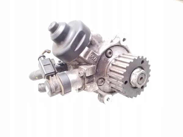 Audi A4 B9 2.0 TDI inspuitpomp OEM 04L130755D image 2