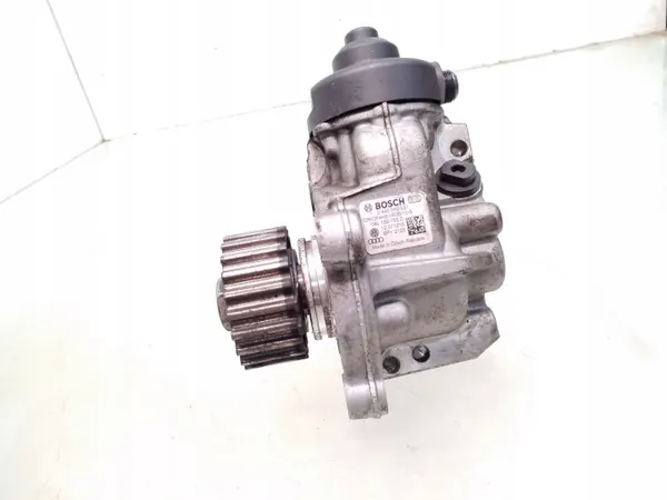 Audi A4 B9 2.0 TDI inspuitpomp OEM 04L130755D image 3