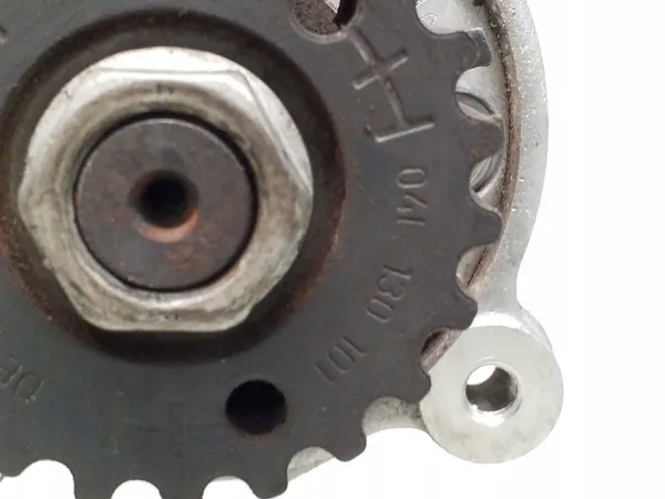 Audi A4 B9 2.0 TDI inspuitpomp OEM 04L130755D image 4
