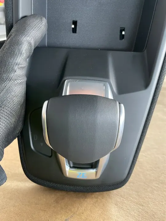 Pommeau de Vitesse & Console Centrale Renault Zoe II image 6