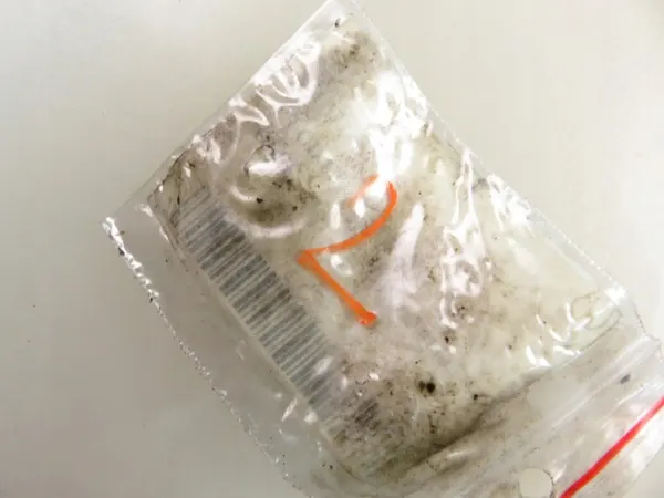 Bosch 0 445 110 083 Inyector image 3