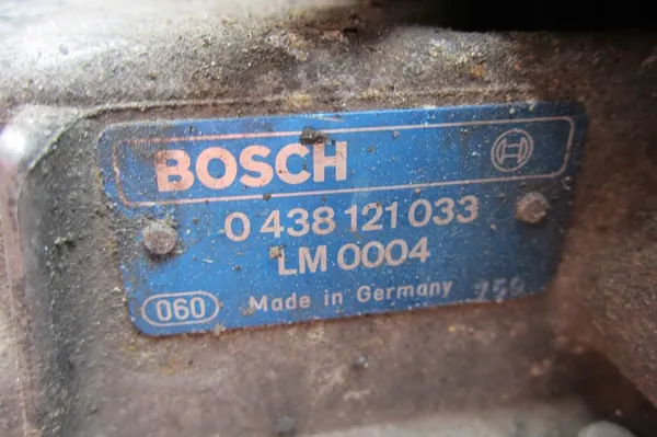 Distribuidor de combustível OEM 0438101012 Mercedes W124 image 6