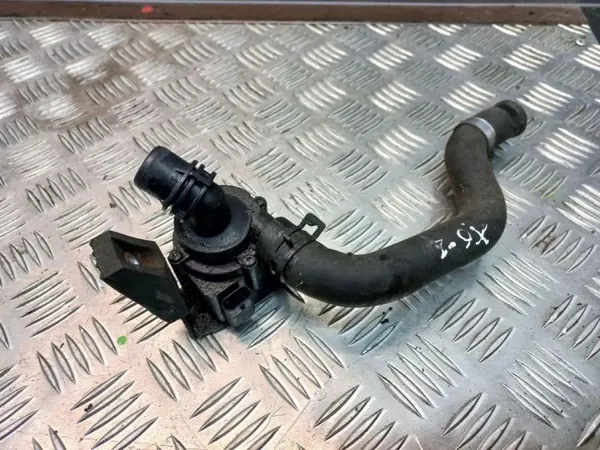 Wasserumlaufpumpe OEM 9130387 Vorne BMW X6 E71 image 3