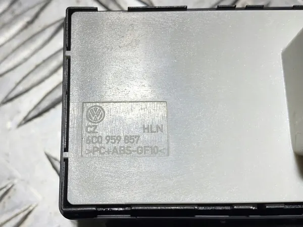 VW POLO 6C Linker Voorraam Paneel 6C0959857 image 6