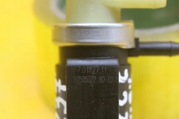 Válvula de Vacío Citroen DS3 Peugeot 1.6 THP V759537280-02 image 8