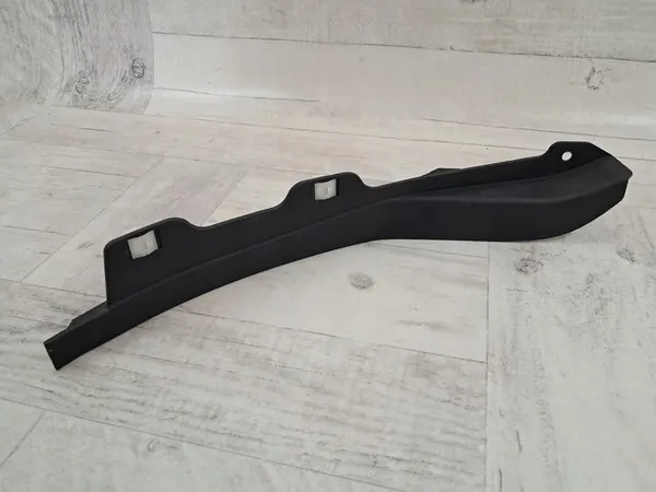 AUDI A5 8T Front Right Mudguard 8T0853888F image 4