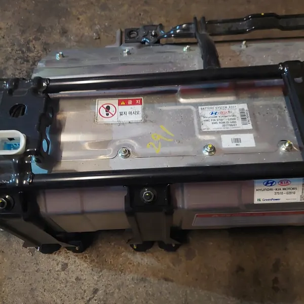 HYUNDAI IONIQ 1.6 GDI HYBRID Accu image 4