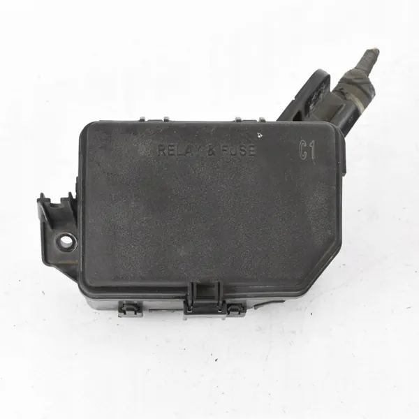 Zekeringkast OEM 82662-0D140 voor Toyota Yaris image 2