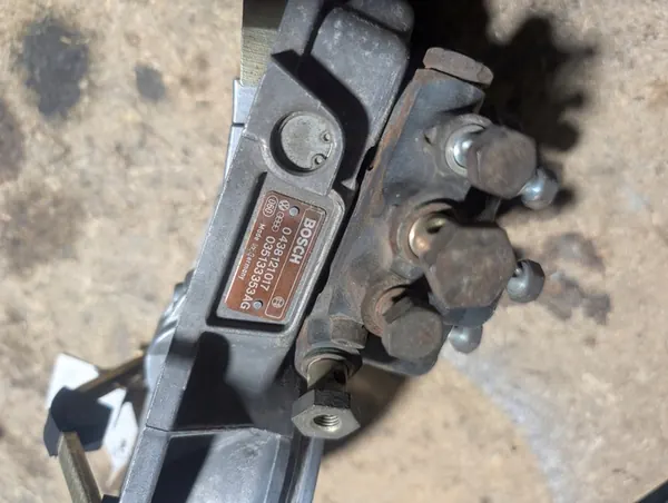 Fuel Distributor Audi 200 C2 KH 2.2 035133353AG image 4