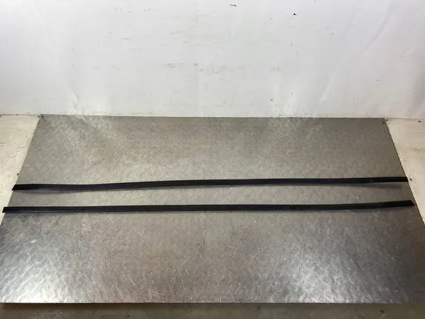 2023 Mitsubishi Outlander IV Takrails FOB52491 image 1