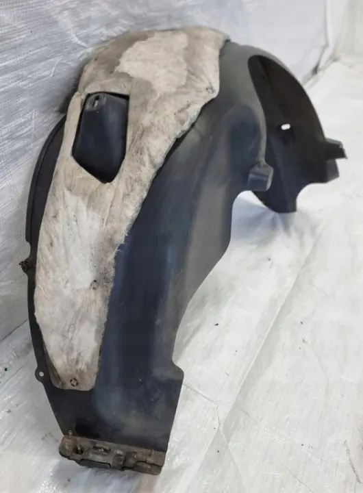 Arco de roda traseiro direito OEM 95142656 Chevrolet Trax image 3