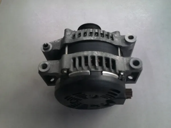 Vaihtovirtageneraattori Maserati Levante 3.0D PO4801835AC image 2