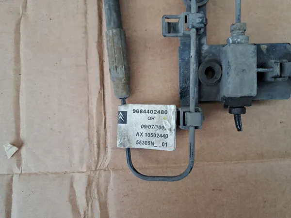 OEM 9684402480 Tuyau Suspension Hydro Arrière Citroen C5 image 4
