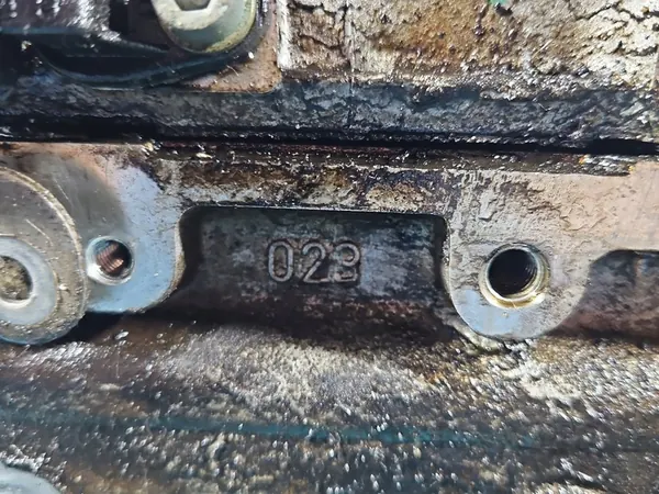 Cabeza de Motor VW Golf V 1.6 SR BSE image 10