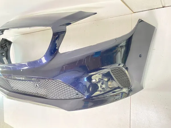 Parachoques delantero Mercedes Clase A 176 2015- image 8