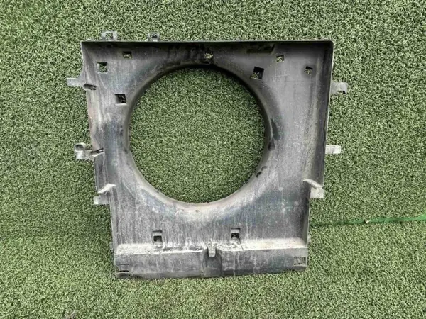OEM 9065050655 Radiatorventilatorafdekking VW Crafter image 2