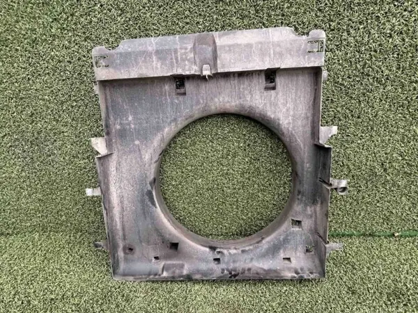 OEM 9065050655 Radiatorventilatorafdekking VW Crafter image 9