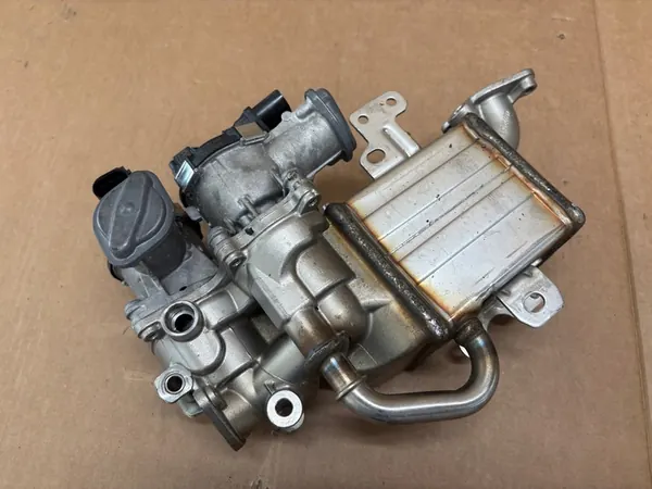 EGR-venttiili VW Crafter II 04L131512CH image 6