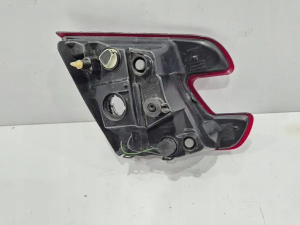 Höger bakluckelampa Renault Megane III Kombi 265500027R image 2