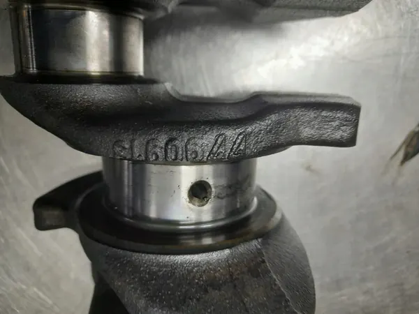 BMW M57 2.5D Kampiakseli OEM 7780913 Käytetty image 6