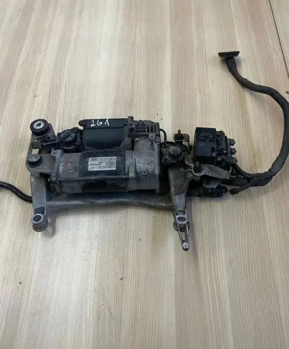 Audi Q7 (4L) Luchtveringcompressor 7L8616006E image 2