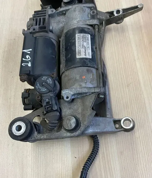 Audi Q7 (4L) Luchtveringcompressor 7L8616006E image 5