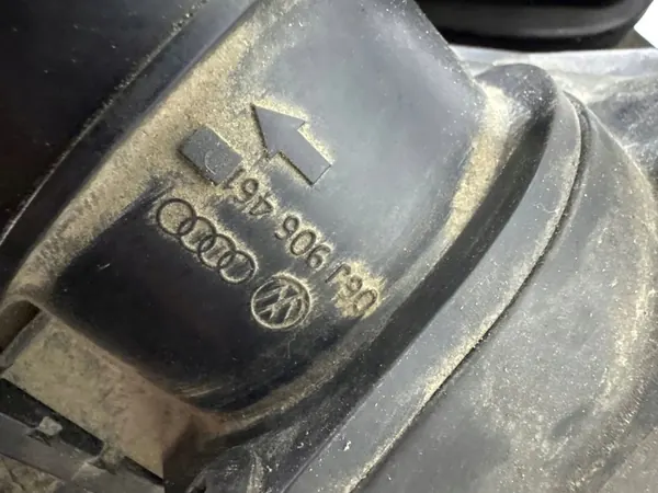 Audi A4 S4 B8 8K 2008 Ilmansuodattimen kotelo image 4